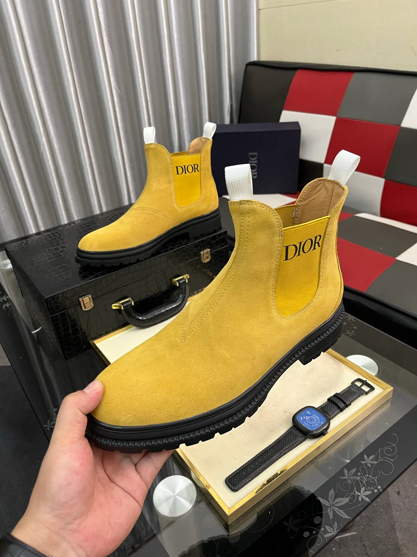 Men's shoes 💰500⌚️⌚️"Dior" Gaoban short boots ⚠️⚠️Top purchasing agents🔍🔍Men's 2023 HK counters are on sale simultaneously. Sole: The original sole is specially provided by the original factory. The exclusive movable molded sole is super comfortable. The original factory and the single product are handmade🔍🔍. The details determine the quality. We only make shoes with care. You can enter and exit the counter at will. Welcome to compare. 🇮🇹Size: 38-444️⃣Colors available